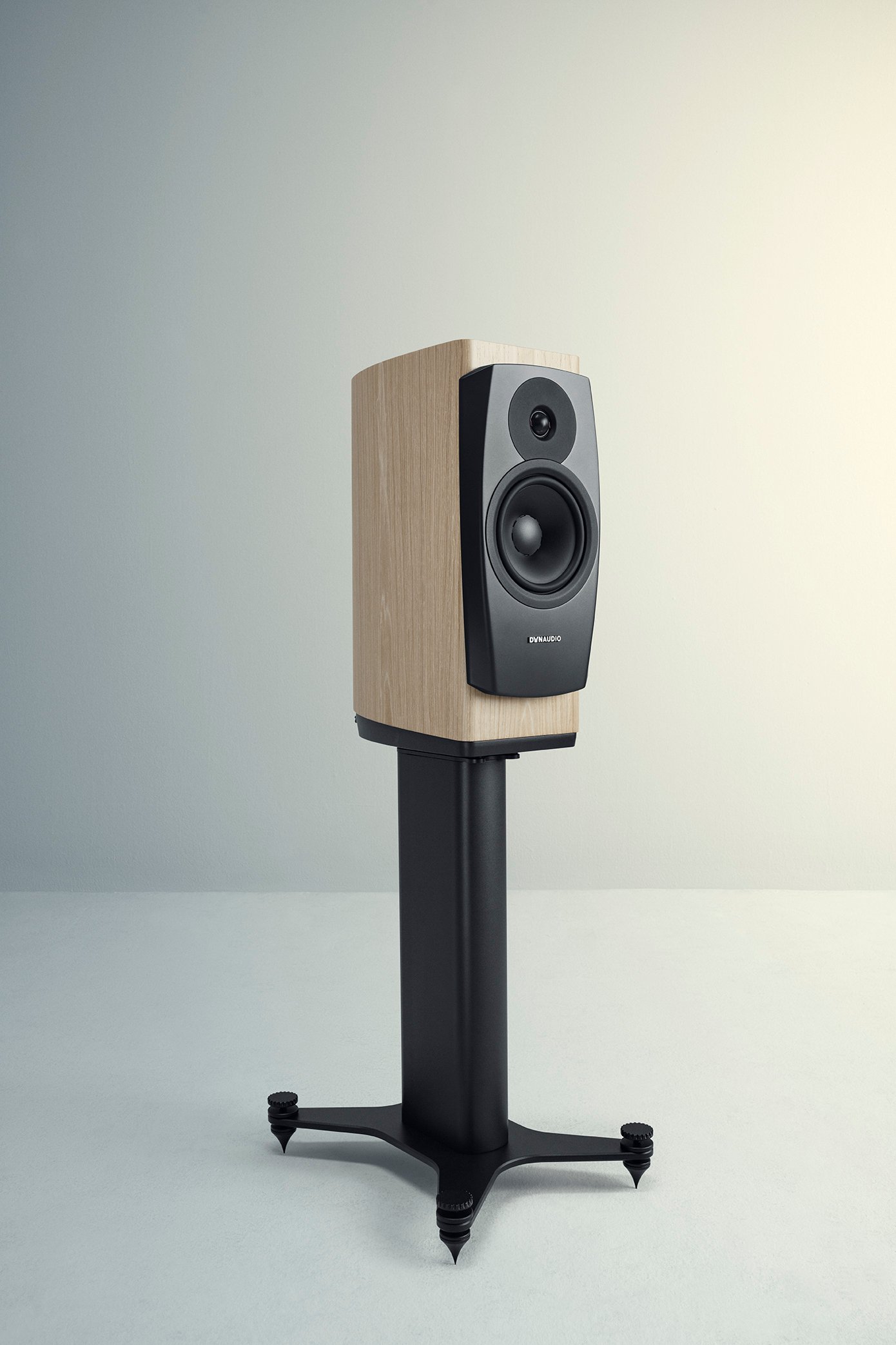 Dynaudio Confidence 20 - Blonde Wood 01